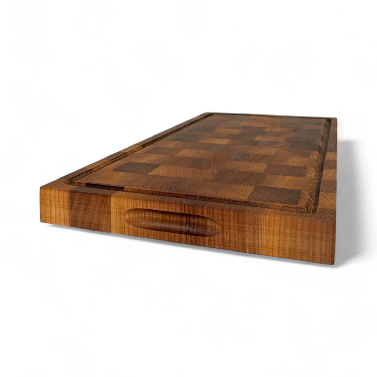 Skärbräda Valnöt ändträ med spår 540x300x40mm
